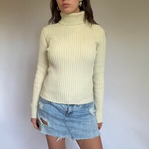 Gap Cream Chunky Turtleneck